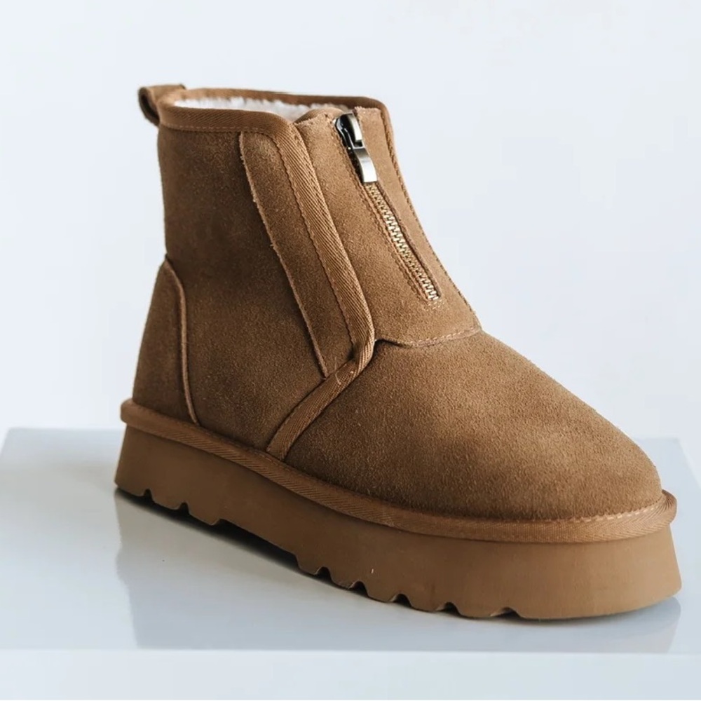 Camel Boot